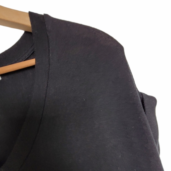 all:row Solid Black Shift Dress - Picture 4 of 7